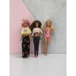 Barbie Doll Lot of 3 Pink Hair Daisy Curvy Brunette Beach Swimsuit Pink Flamingo